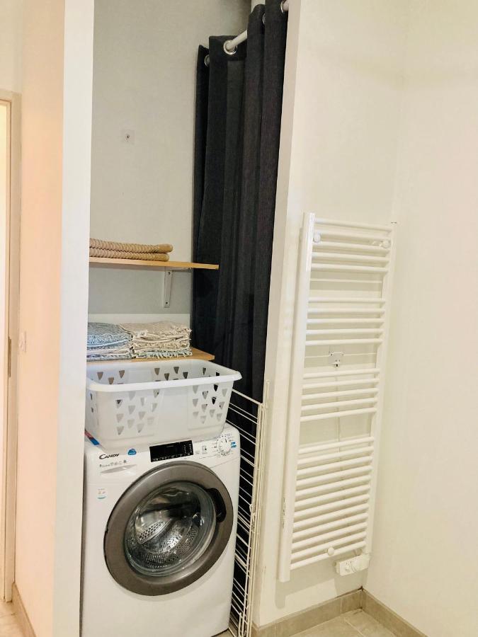 Le Riquet - Parking Et Jardin Prive, Clim, Rdc 卡斯泰尔诺达里 外观 照片