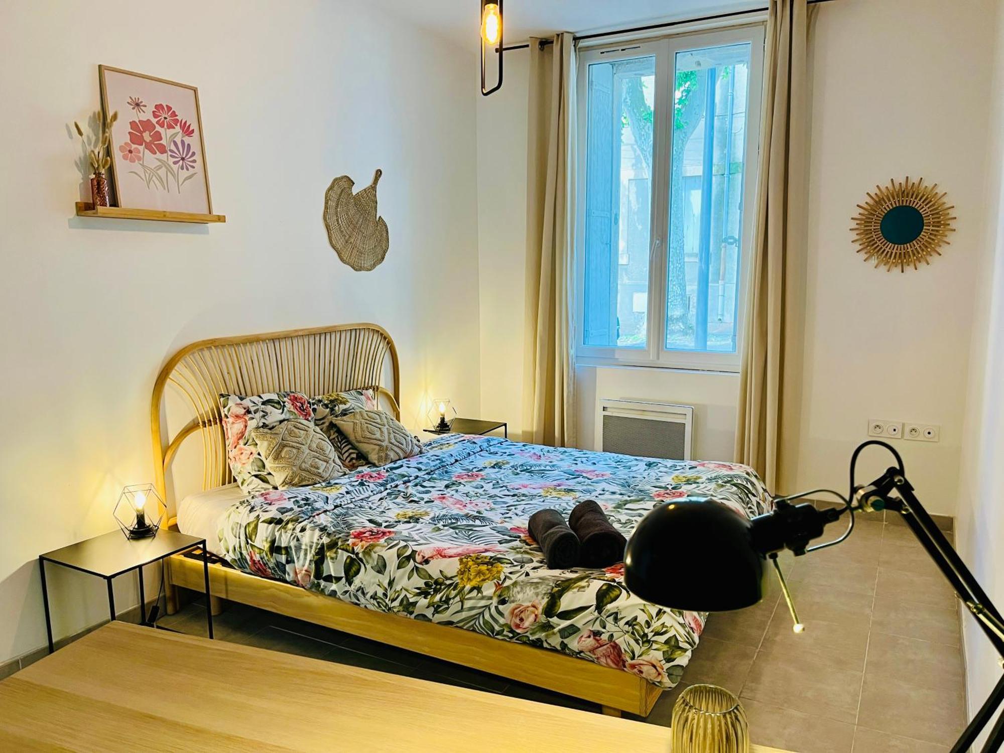 Le Riquet - Parking Et Jardin Prive, Clim, Rdc 卡斯泰尔诺达里 外观 照片